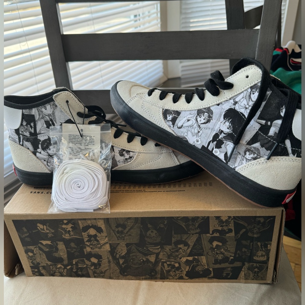 Sailor Moon the Lizzie Vans Shoes - Men’s 9.5